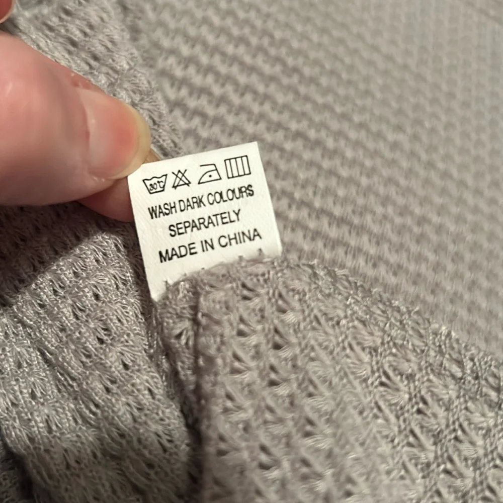 🔥NWOT Batwing Wide Boatneck Off Shoulder Dolman Long Sleeve Medium Knit Top - Picture 11 of 16